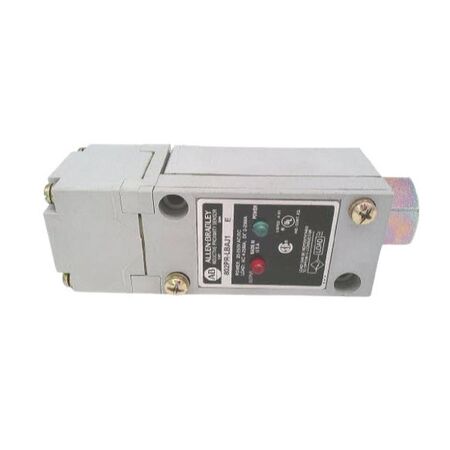 Allen-Bradley 802PRLBAJ1 Inductive Proximity Switch Top Sensing