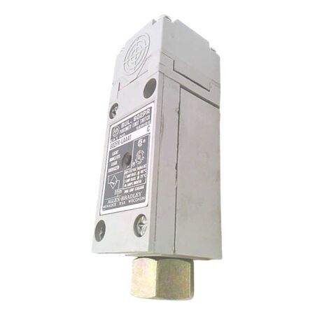 Allen-Bradley 802PRLAAA1 Inductive Proximity Sensor