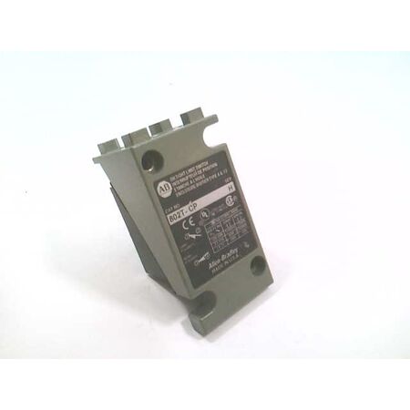 Allen-Bradley 802TCP1 Plug-In Limit Switch with Side Push Rod