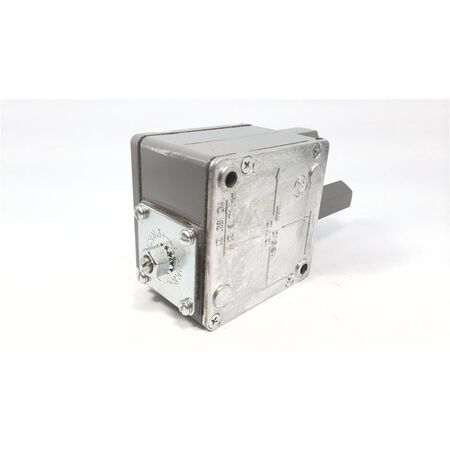 Allen-Bradley 836T Pressure Control - Traditional Machine Tool