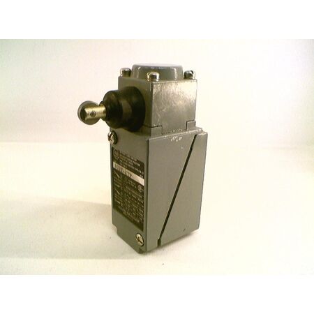 Allen-Bradley 802TKTP Limit Switch NEMA Type 4 and 13