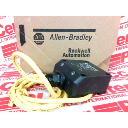 Allen-Bradley 871FR50N80C2 Proximity Sensor 2-Wire AC/DC