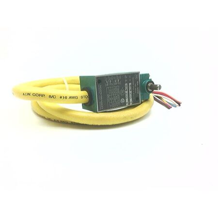 Allen-Bradley 802MHTY5 Pre-Wired Factory Sealed Limit Switch