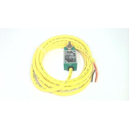 Allen-Bradley 802MCA1Y16 Pre-Wired Corrosion Resistant Limit Switch