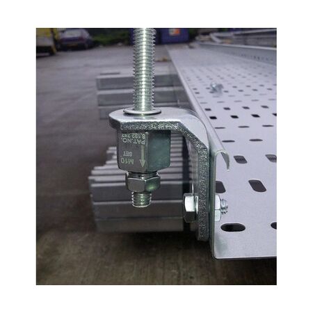 CADDY L BRACKET WITH M10 ROD LOCK (Caddy  lL bracket with M10 Rod Lock)