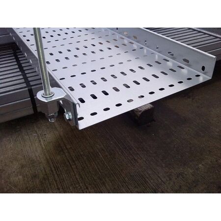 CADDY L BRACKET WITH M10 ROD LOCK (Caddy  lL bracket with M10 Rod Lock)