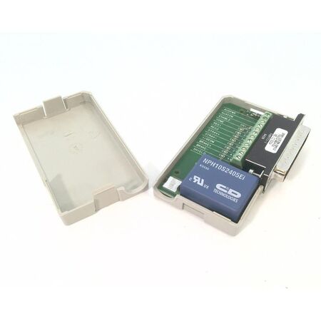 Allen-Bradley 2090U3CBBDM12 Breakout Board for Ultra3000 Drives