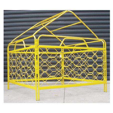 MANHOLE BARRIER SET WITH ROOF FRAME (Manhole Barrier Set with Roof Frame)