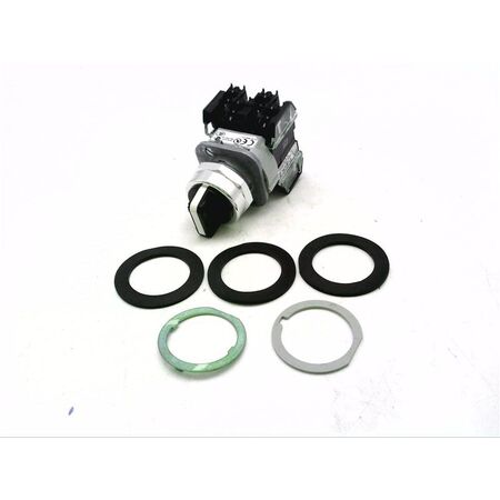 Allen-Bradley 800TCJ91B 30mm 3 Position Selector Switch