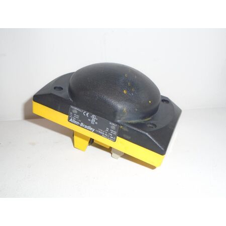 Allen-Bradley 800ZHL1 Zero-Force Momentary Heavy Industrial Touch Button