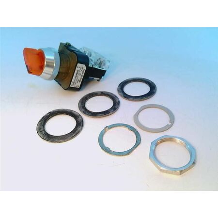 Allen-Bradley 800TC24HA2KB6AX Selector Switch 30.5mm Metal Type 4/13