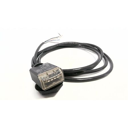 Allen-Bradley 42AFP2CHB1A2 Polarized Retroreflective Photo Sensor