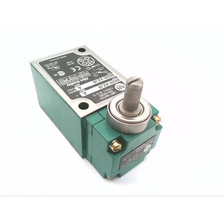 Allen-Bradley 802MAZJ8 Pre-Wired Factory Sealed Limit Switch
