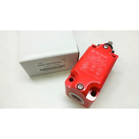 Allen-Bradley 440PMDPB04B Large Metal IEC Safety Limit Switch