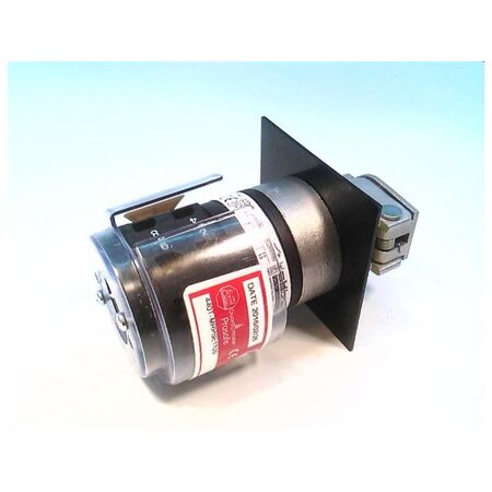 Allen-Bradley 440TMRPSE110S Trapped Key Interlock Rotary Switch