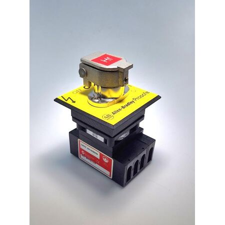 Allen-Bradley 440TMRPSE12HF Rotary Switch Panel Mounted