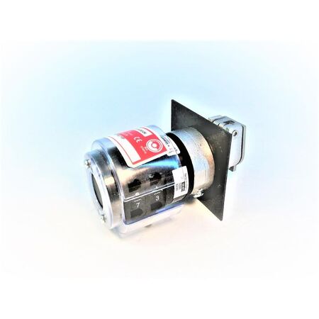 Allen-Bradley 440TMRPSE110R Trapped Key Interlock Rotary Switch