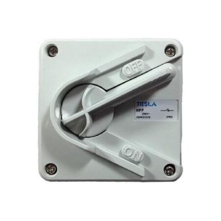 32 A 2 POLE  W/P Isolator Switch New