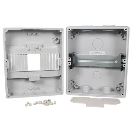 8 POLE IP66 ENCLOSURE LOCKABLE